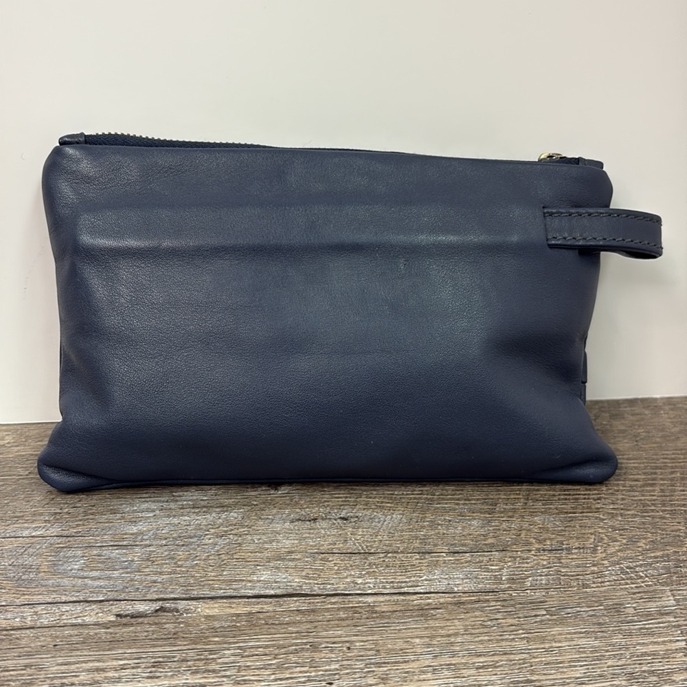 HOBO Waver Leather Wristlet Wallet Clutch -Navy Blue - Picture 3 of 11